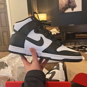 Nike Dunk High Retro Shoe